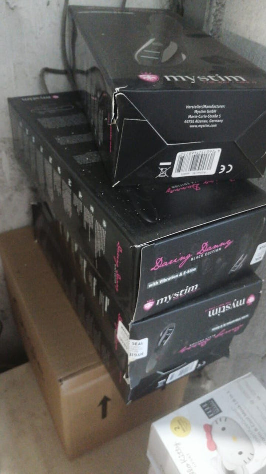 Вібратор-кролик з електростимуляцією Mystim Daring Danny eStim Black (м'ята упаковка!!!)