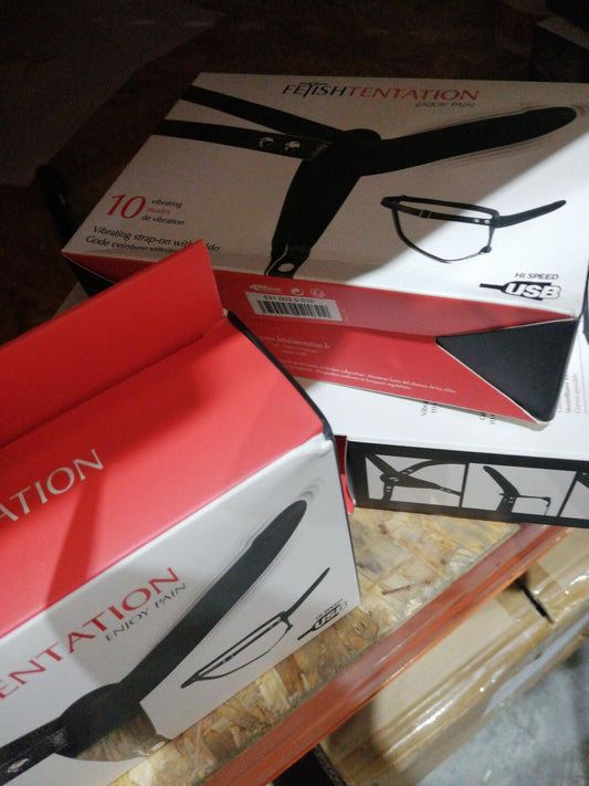 Страпон з вібрацією Fetish Tentation Vibrating Strap-On with Dildo Black (м'ята упаковка!!!)