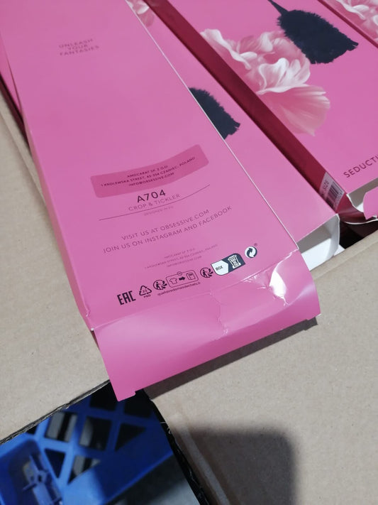 Ляскалка-сердечко з пір’ячком Obsessive A704 Crop & Tickler (м'ята упаковка!!!)