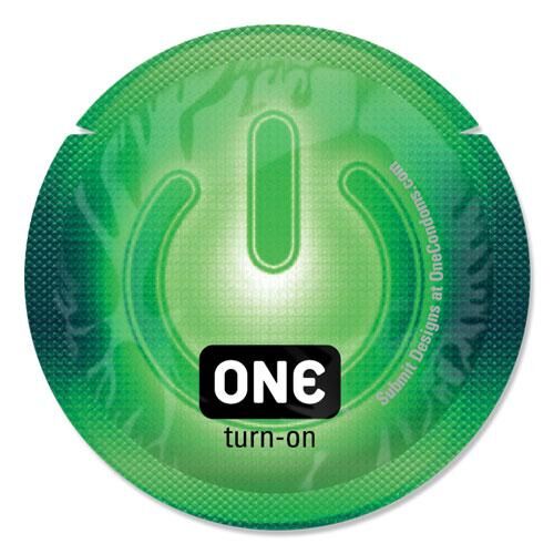 Презерватив ONE Glowing Pleasures, 1 шт, світиться в темряві, зі змазкою