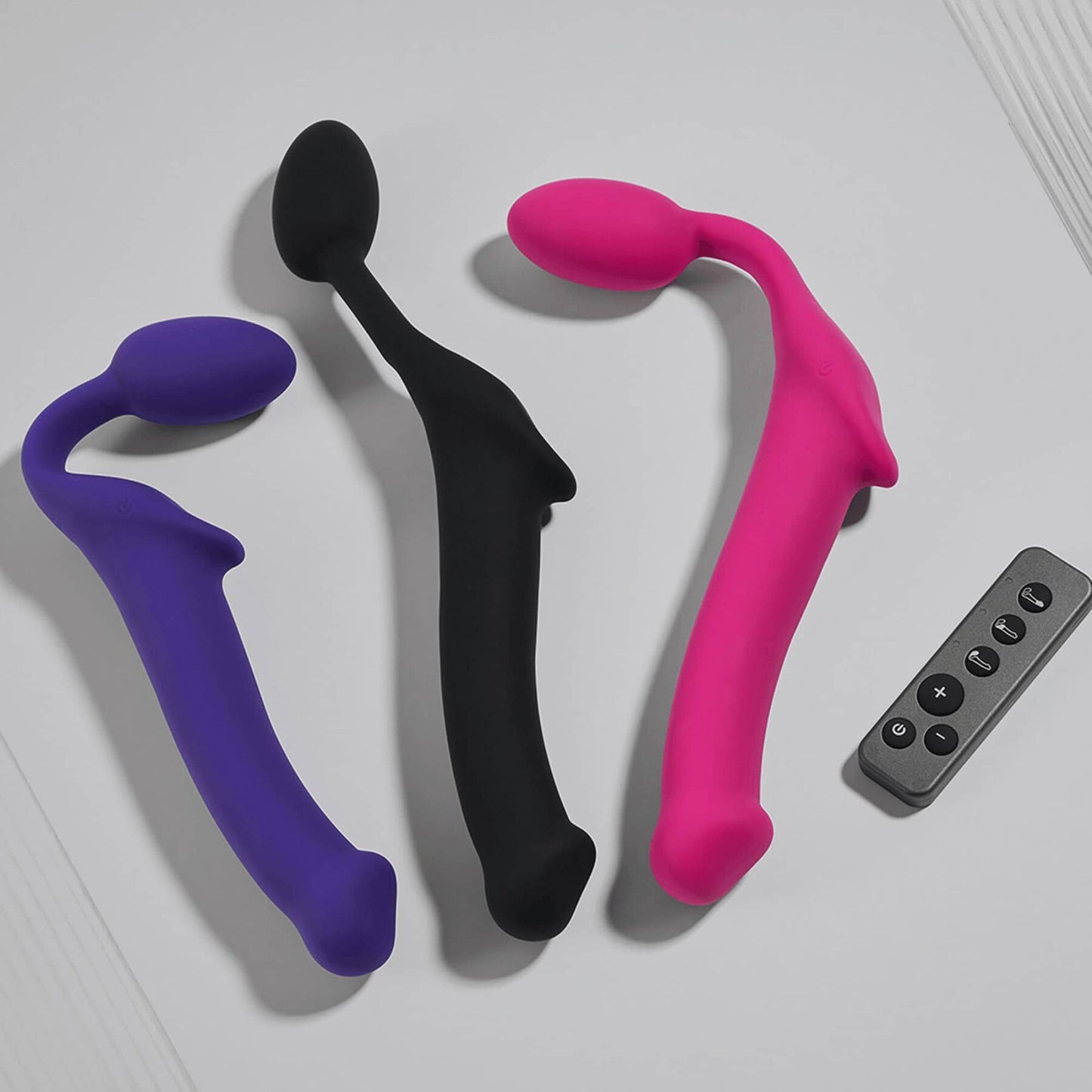 Безремінний страпон з вібрацією Strap-On-Me Vibrating Fuchsia XL, діам. 4,7см, пульт ДК, регульований