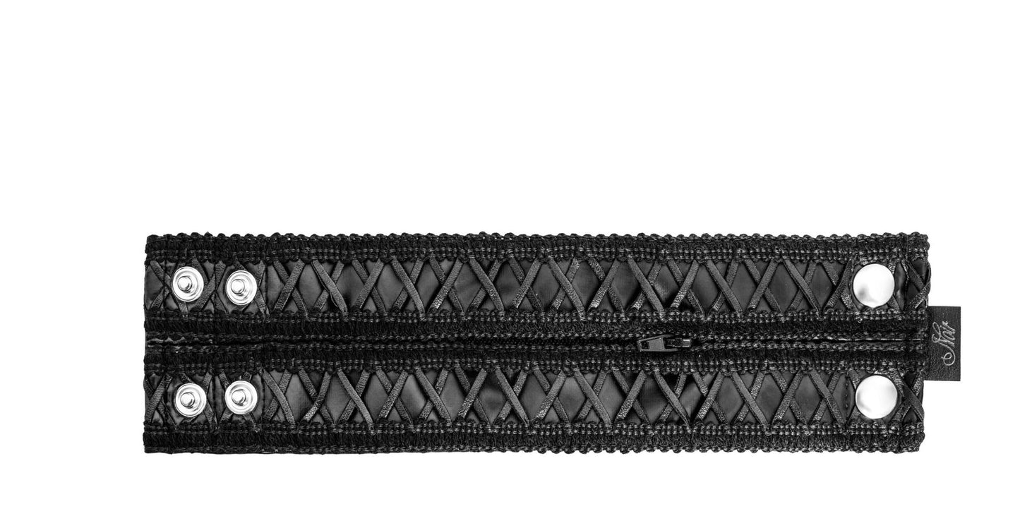 Жіночий гаманець-браслет Noir Handmade F326, black, під шкіру, рельєфний візерунок, кишеня на блискавці